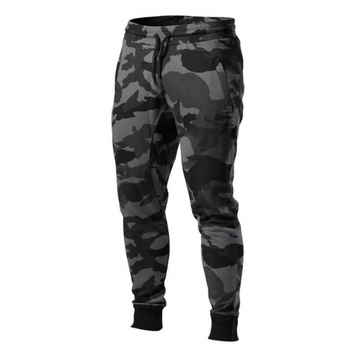 Tjek Tapered Joggers, dark camo, Better Bodies på SportGymButikken.dk