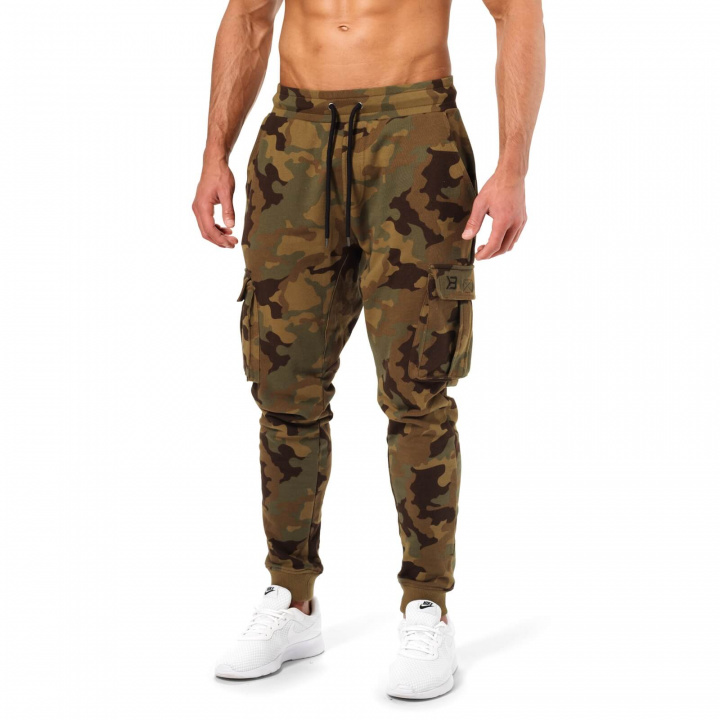 Tjek Bronx Cargo Sweatpant, militær camo, Better Bodies på SportGymButiken