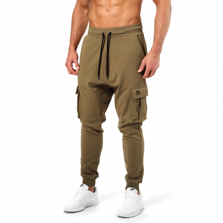 Tjek Bronx Cargo Sweatpant, kakigrøn, Better Bodies på SportGymButiken.s