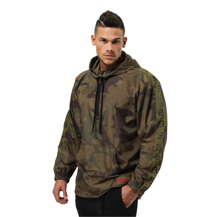 Tjek Harlem Jacket, militær camo, Better Bodies på SportGymButikken.dk