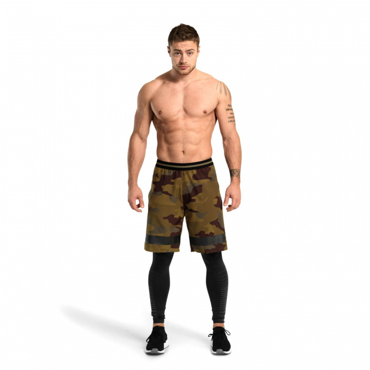 Tjek Fulton Shorts, militær camo, Better Bodies på SportGymButikken.dk